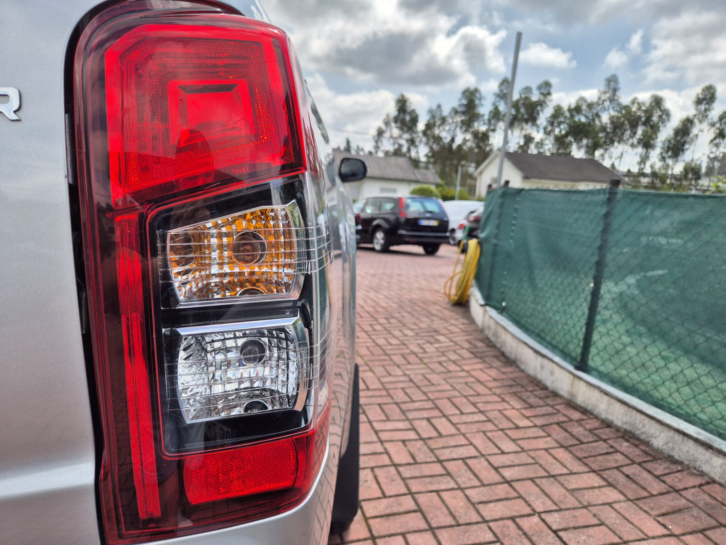 Mitsubishi L200 Strakar